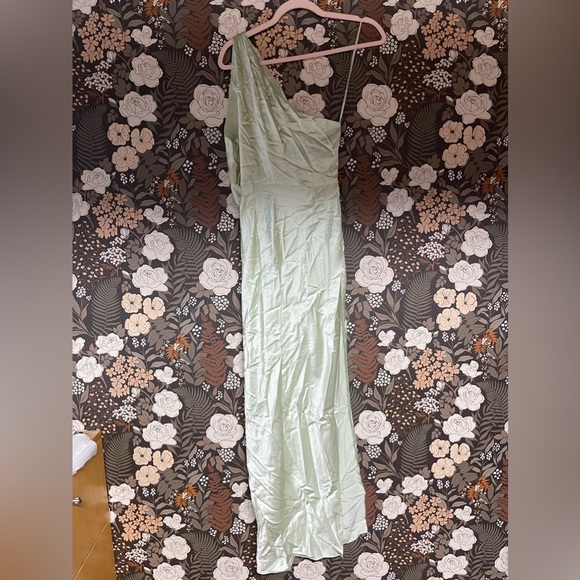 NWT The Sei for FWRD Asymmetrical Drape Dress in Celadon size 2 - Picture 8 of 8